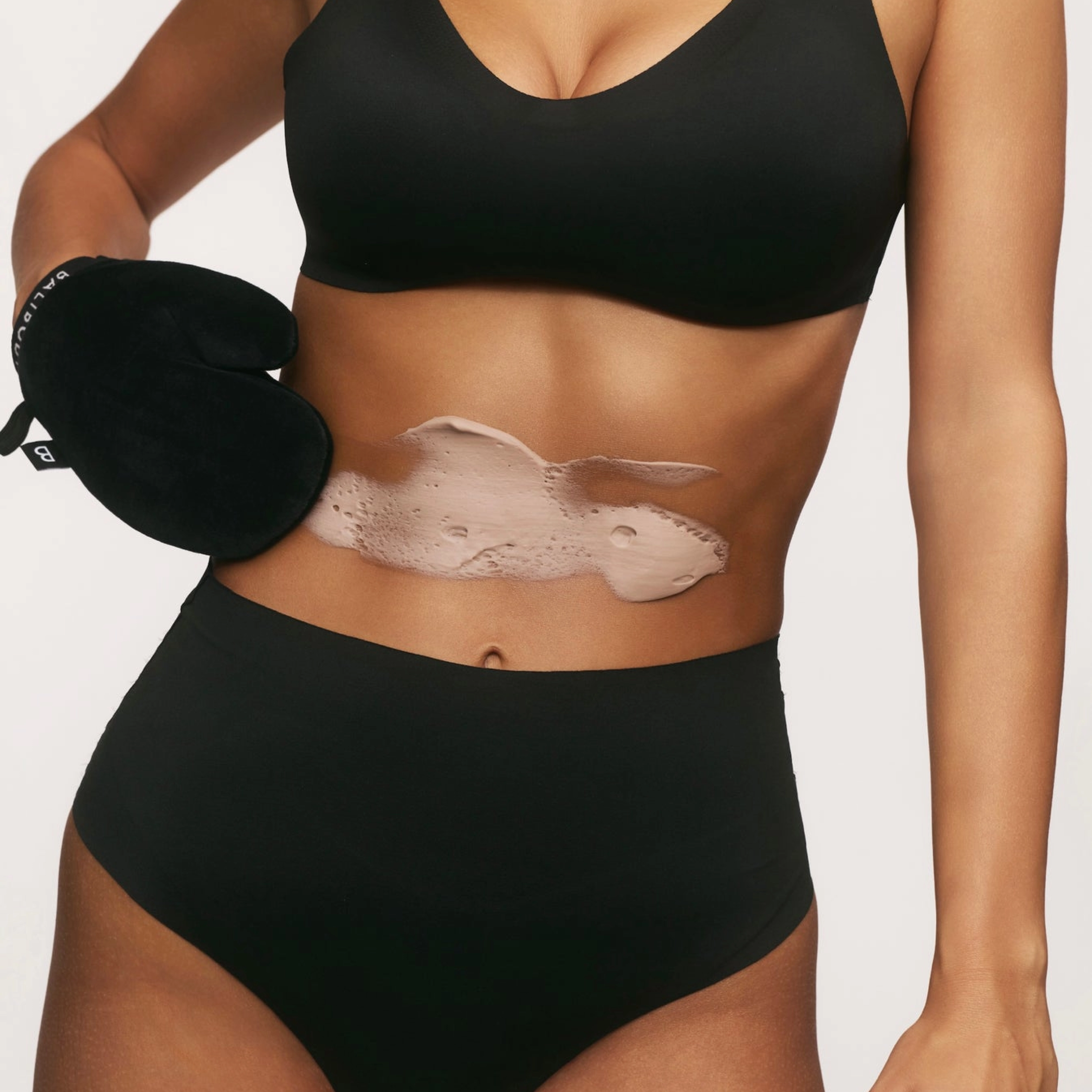 Експрес-автозасмага для тіла Express Self Tan Deep Violet BALI BODY Обʼєм 225 мл — фото 3
