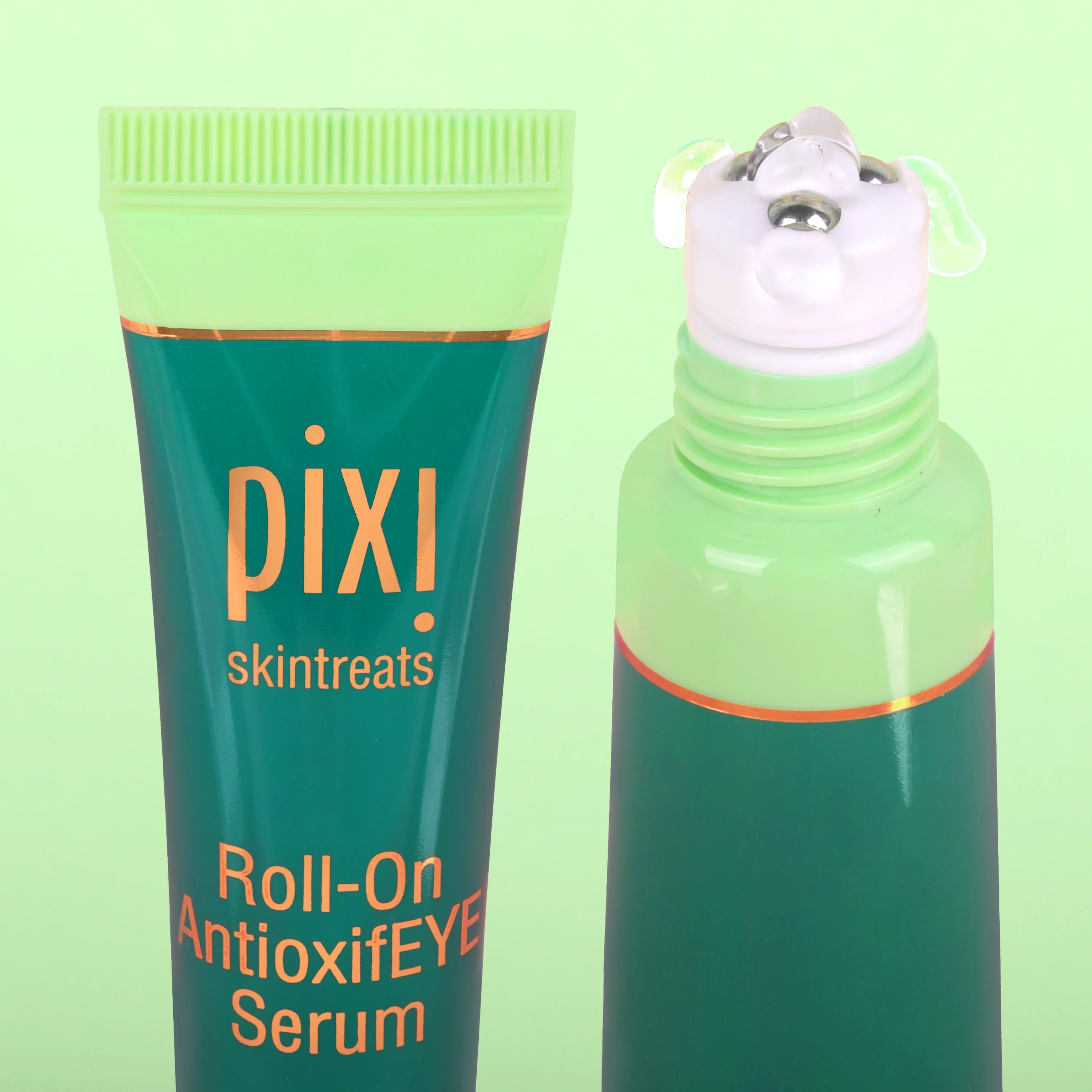 Антиоксидантна роликова сироватка проти набряків Antioxidant Roll On Eye Serum PIXI Обʼєм 25 мл — фото 3