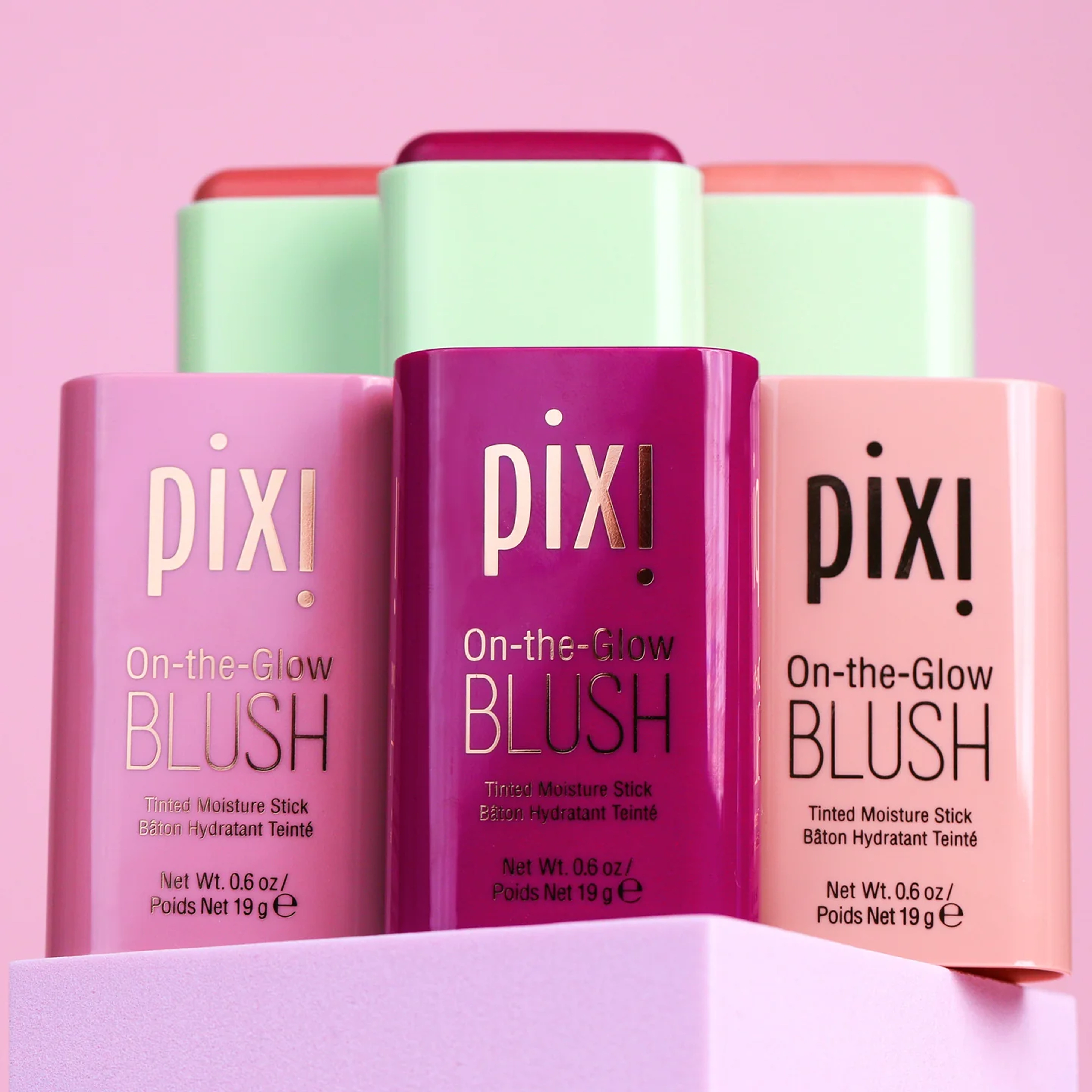 Зволожувальні бальзам-рум’яна для щік та губ 2-в-1 On-the-Glow Blush PIXI Відтінок Cassis — фото 3