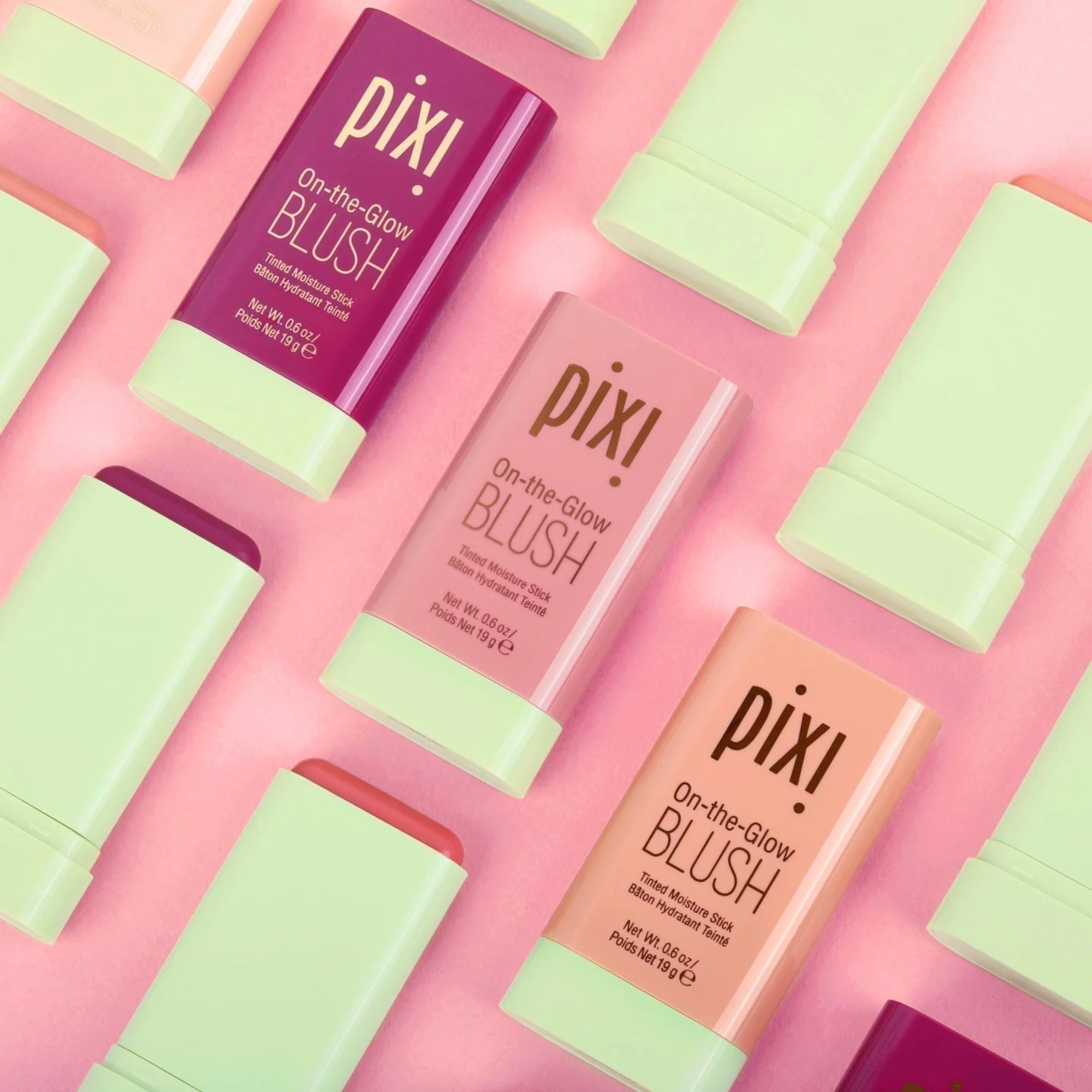 Зволожувальні бальзам-рум’яна для щік та губ 2-в-1 On-the-Glow Blush PIXI Відтінок Cassis — фото 5