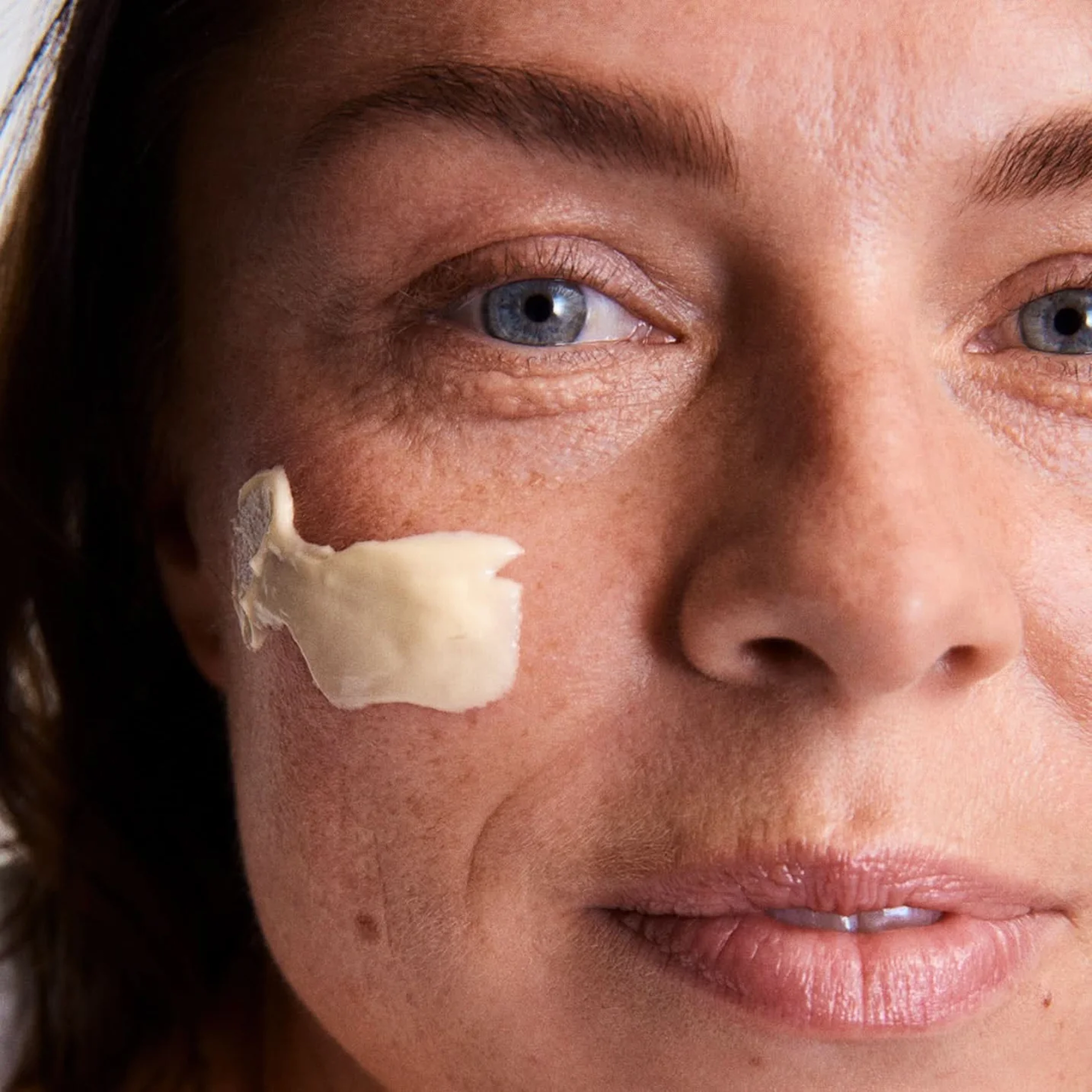 Крем для відновлення та зміцнення шкірного бар'єра The Barrier Cream – Skin-Barrier Strengthening Moisturiser MANTLE Обʼєм 50 мл — фото 3