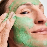 Детокс-маска з матчею для глибокого очищення шкіри The Green Mask – Clarifying + Non-Drying Matcha Mask MANTLE Обʼєм 75 мл — фото 6