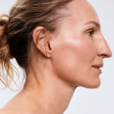 Ночная маска для клеточного обновления и упругости кожи The Longevity Mask – Cellular Regeneration Night Mask MANTLE Объем 75 мл — фото 4