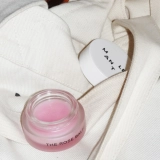 Многофункциональный разглаживающий бальзам с маслом розы The Rose Balm – Smoothing Multi-Purpose Rose Balm MANTLE Объем 15 мл — фото 6