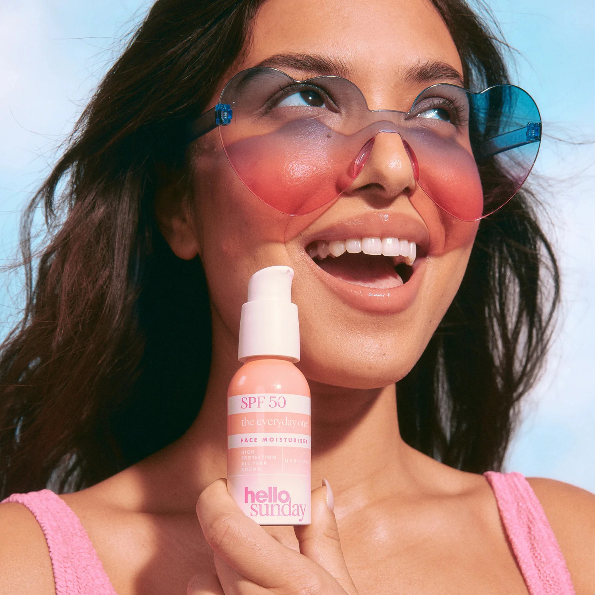 Зволожувальний крем для обличчя SPF 50 з гіалуроновою кислотою The Everyday One Face Moisturiser SPF 50 with Hyaluronic Acid HELLO SUNDAY Обʼєм 50 мл — фото 5
