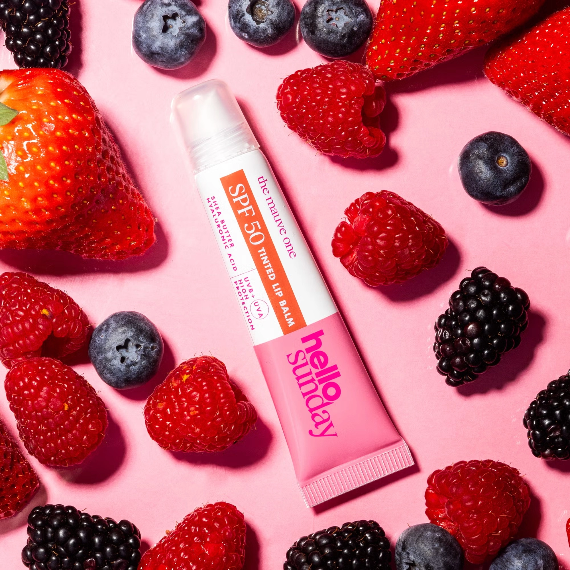 Увлажняющий тонирующий бальзам для губ SPF 50 с маслом ши Tinted Lip Balm SPF 50 HELLO SUNDAY Оттенок The Mauve One — фото 7