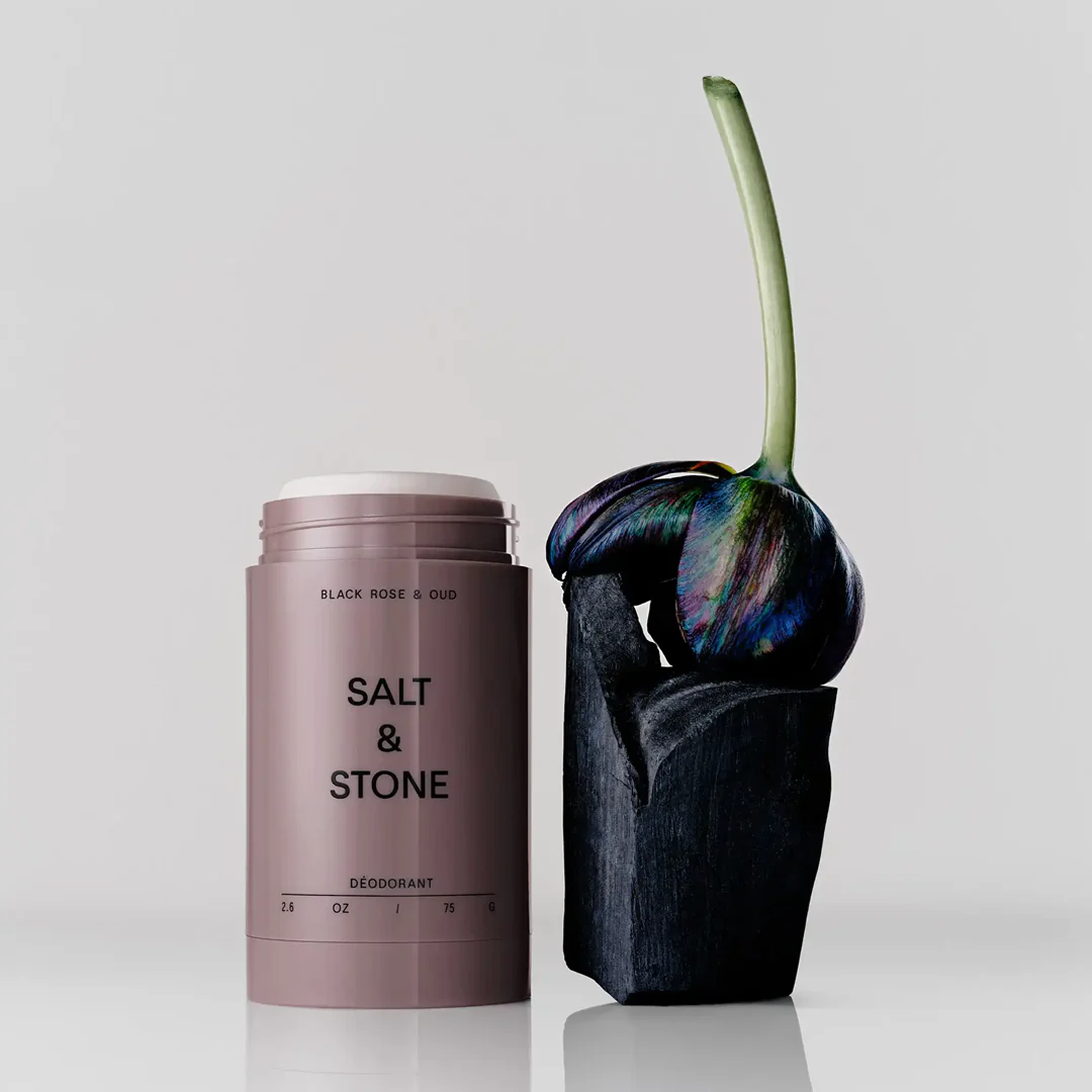 Натуральний дезодорант з ароматом чорної троянди та уда Natural Deodorant Black Rose & Oud - Formula Nº 1 SALT & STONE Вага 75 г — фото 3