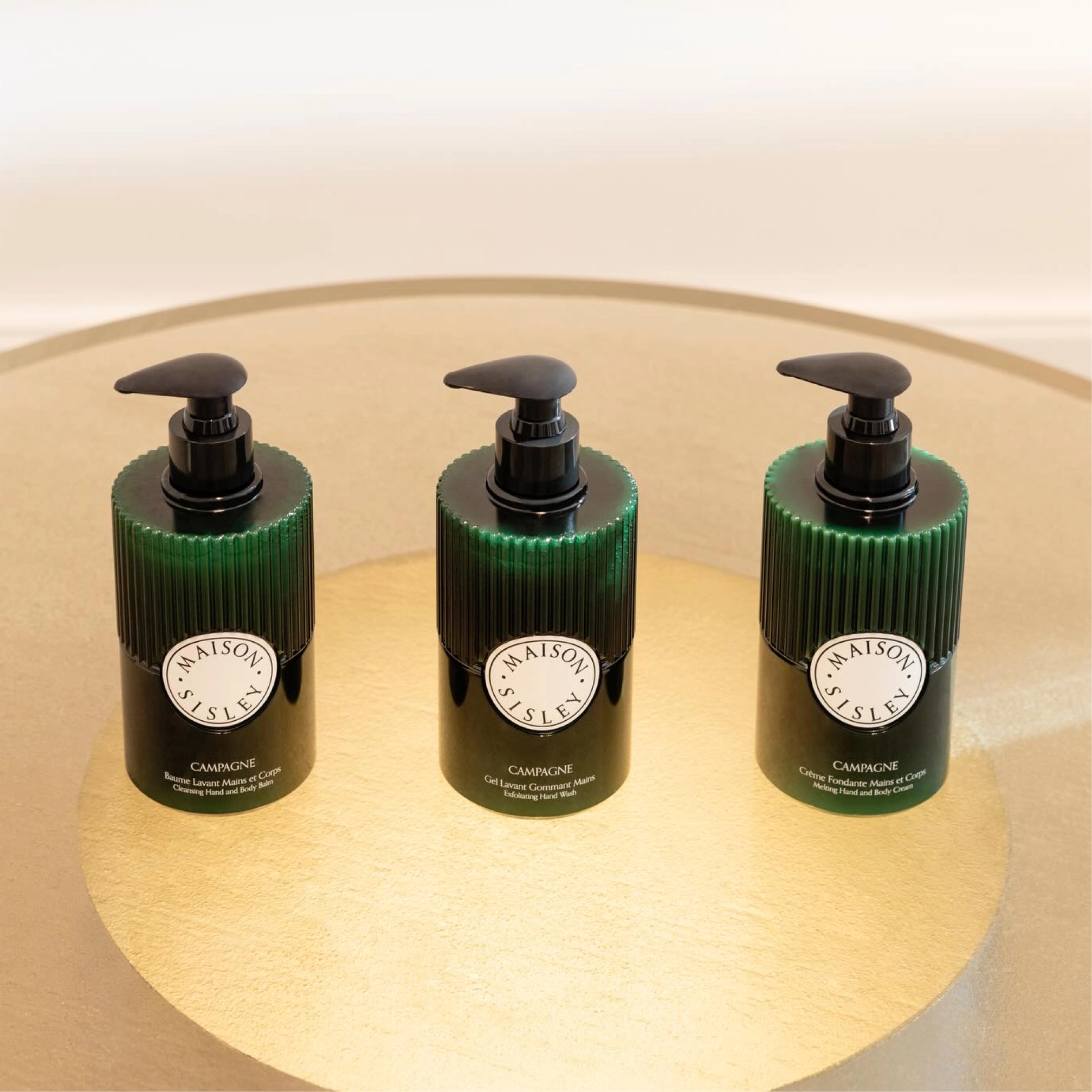 Відлущувальний гель для миття рук Eau de Campagne Exfoliating Hand Wash SISLEY PARIS Обʼєм 350 мл — фото 5