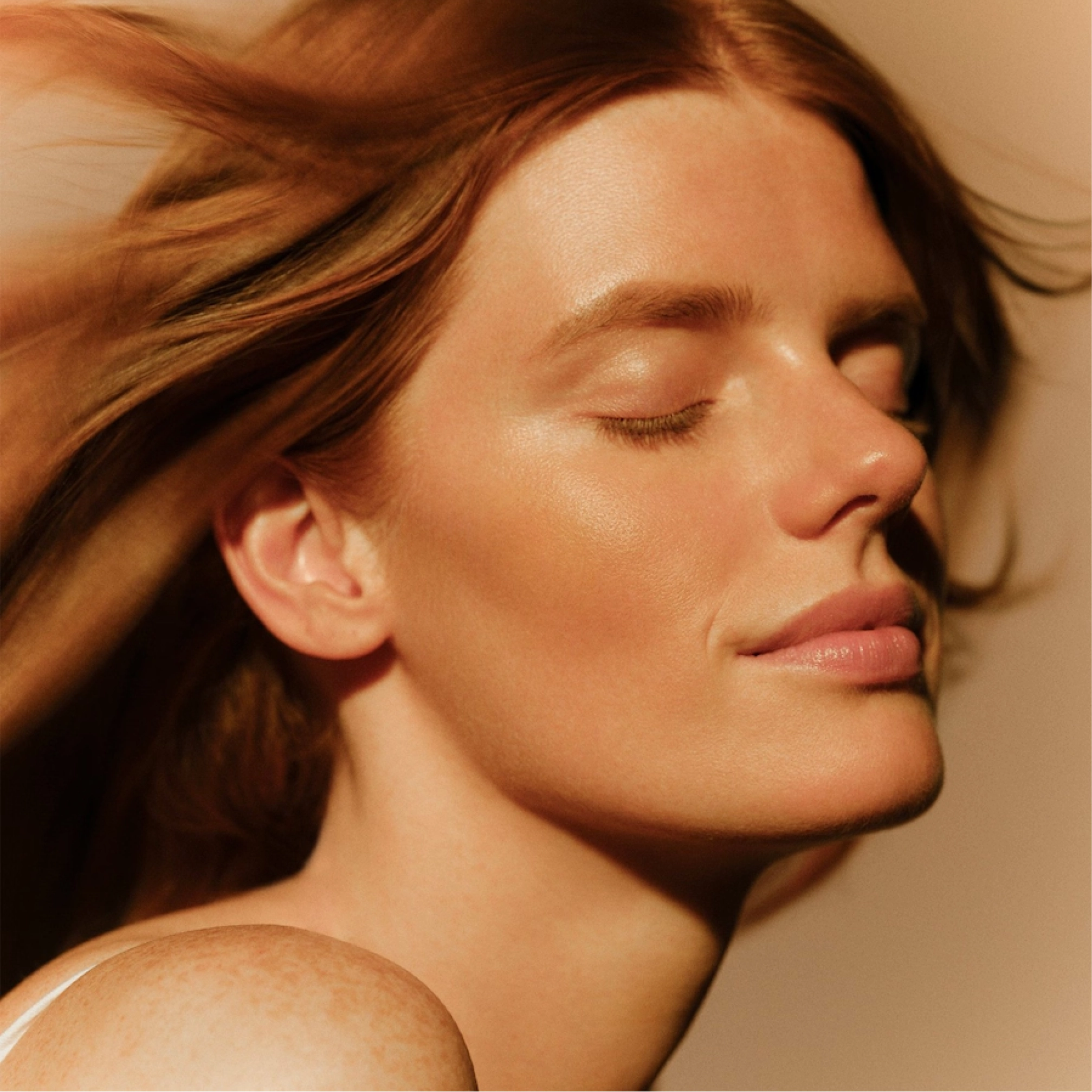 Освітлювальна пудра-хайлайтер для обличчя L'Orchidée Highlighter SISLEY PARIS Вага 15 г — фото 6