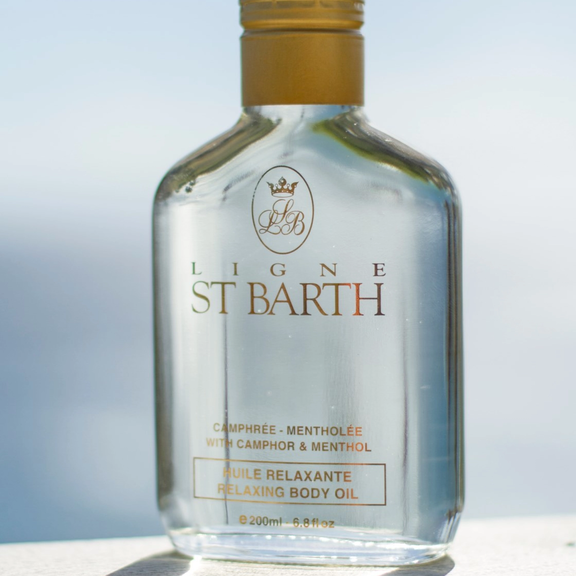 Розслаблювальна олія для тіла з камфорою та ментолом Camphor & Menthol Oil Relaxing Body Care LIGNE ST. BARTH Обʼєм 200 мл — фото 2