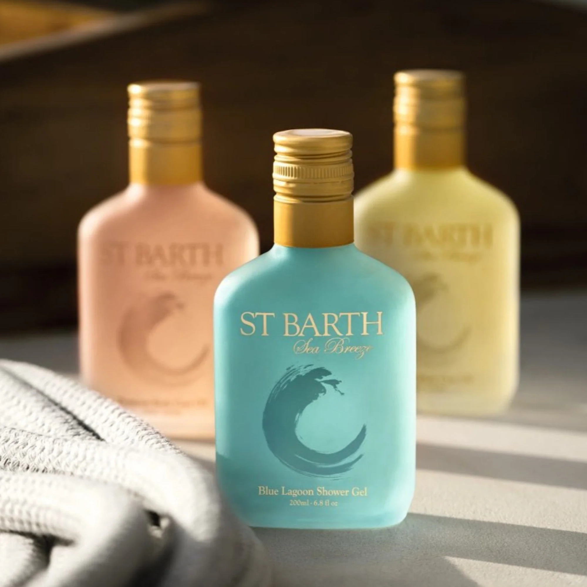 Гель для душу з ароматом морського бризу та цитрусів Blue Lagoon - Shower Gel LIGNE ST. BARTH Обʼєм 200 мл — фото 4