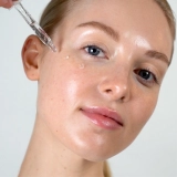 Сироватка з азелаїновою кислотою проти висипань Clarifying Serum with Azelaic Acid MARIO BADESCU Обʼєм 29 мл — фото 4
