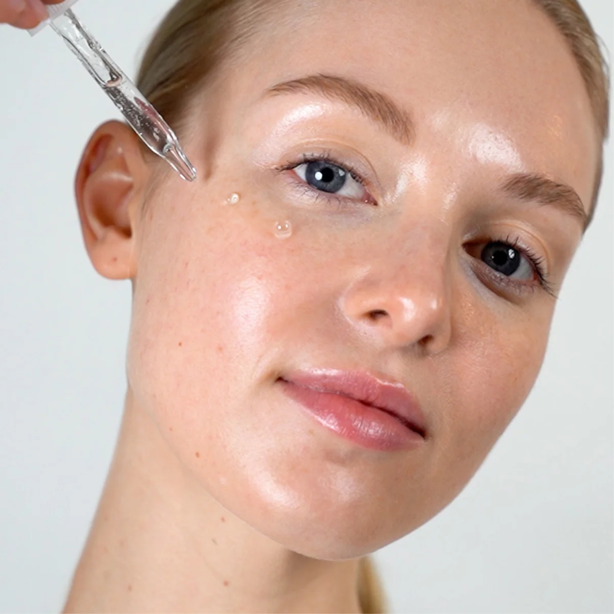 Сироватка з азелаїновою кислотою проти висипань Clarifying Serum with Azelaic Acid MARIO BADESCU Обʼєм 29 мл — фото 4
