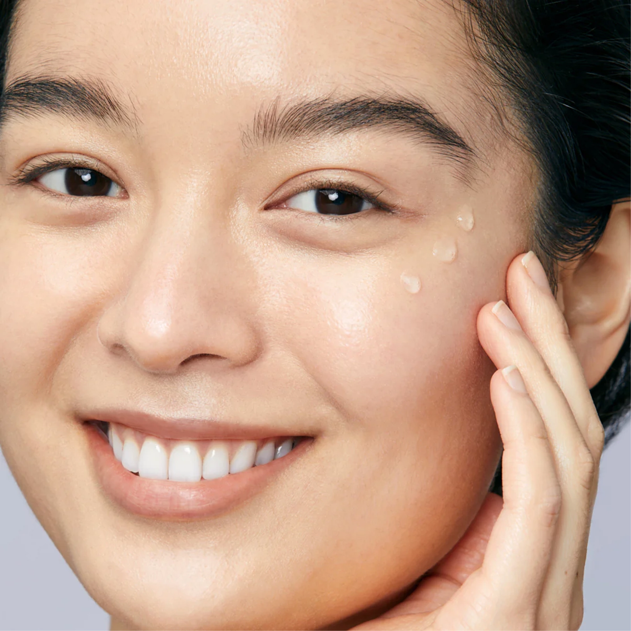 Зволожувальна сироватка для сяйва шкіри Hyaluronic Dew Drops MARIO BADESCU Обʼєм 29 мл — фото 3