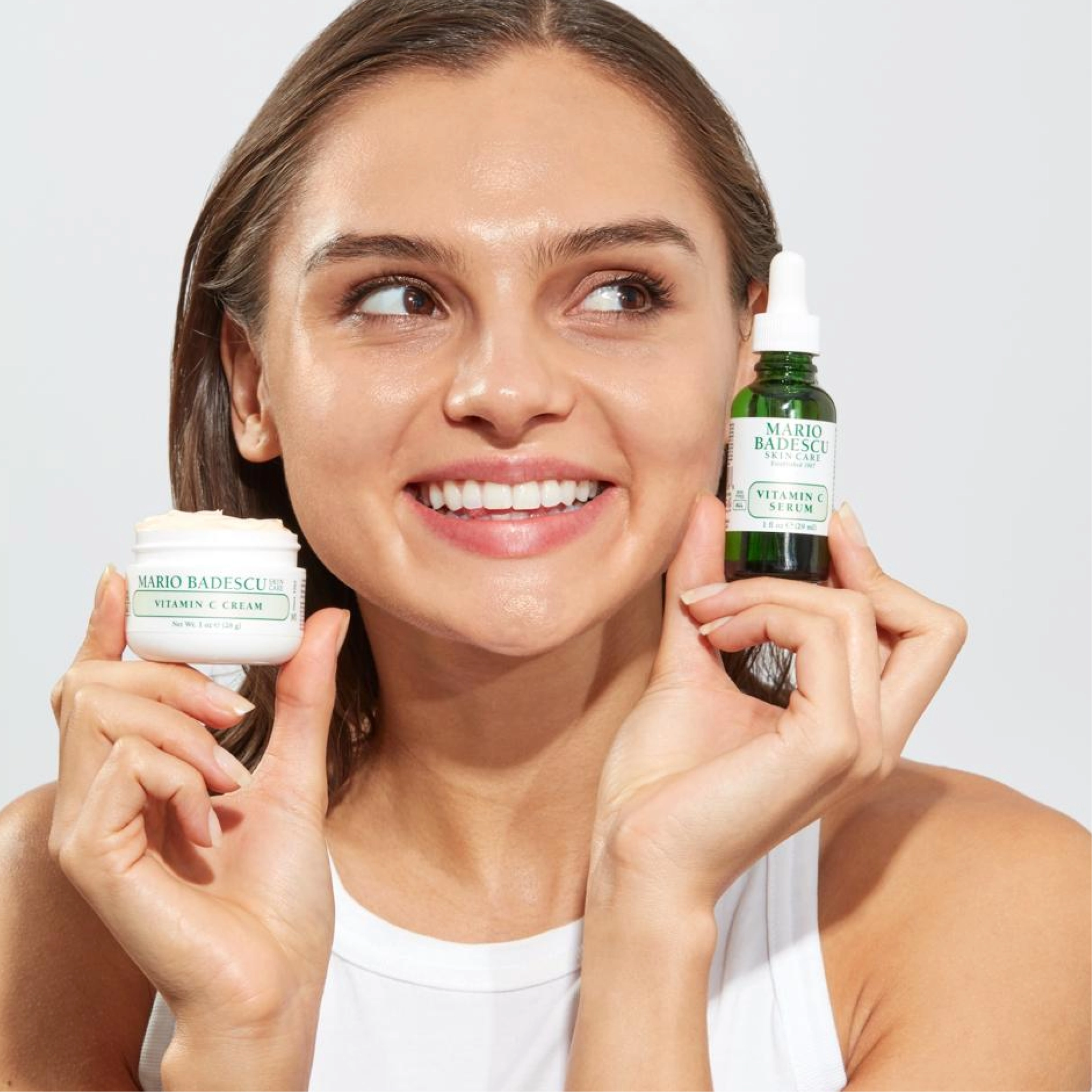 Нічна сироватка для обличчя з вітаміном C Vitamin C Serum MARIO BADESCU Обʼєм 29 мл — фото 5