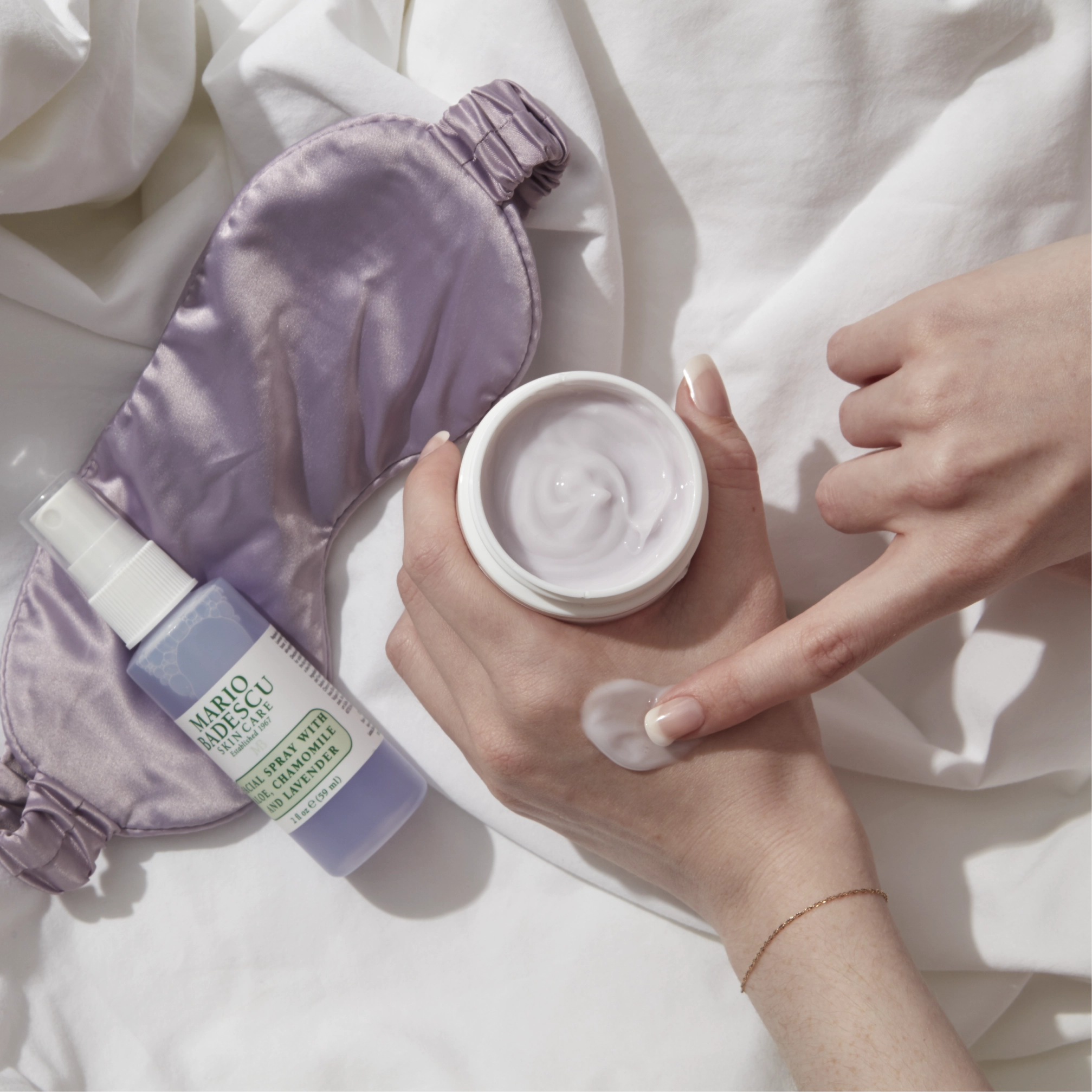Нічна зволожувальна маска для обличчя з пептидами Hydrating Overnight Mask with Peptides MARIO BADESCU Вага 56 г — фото 9