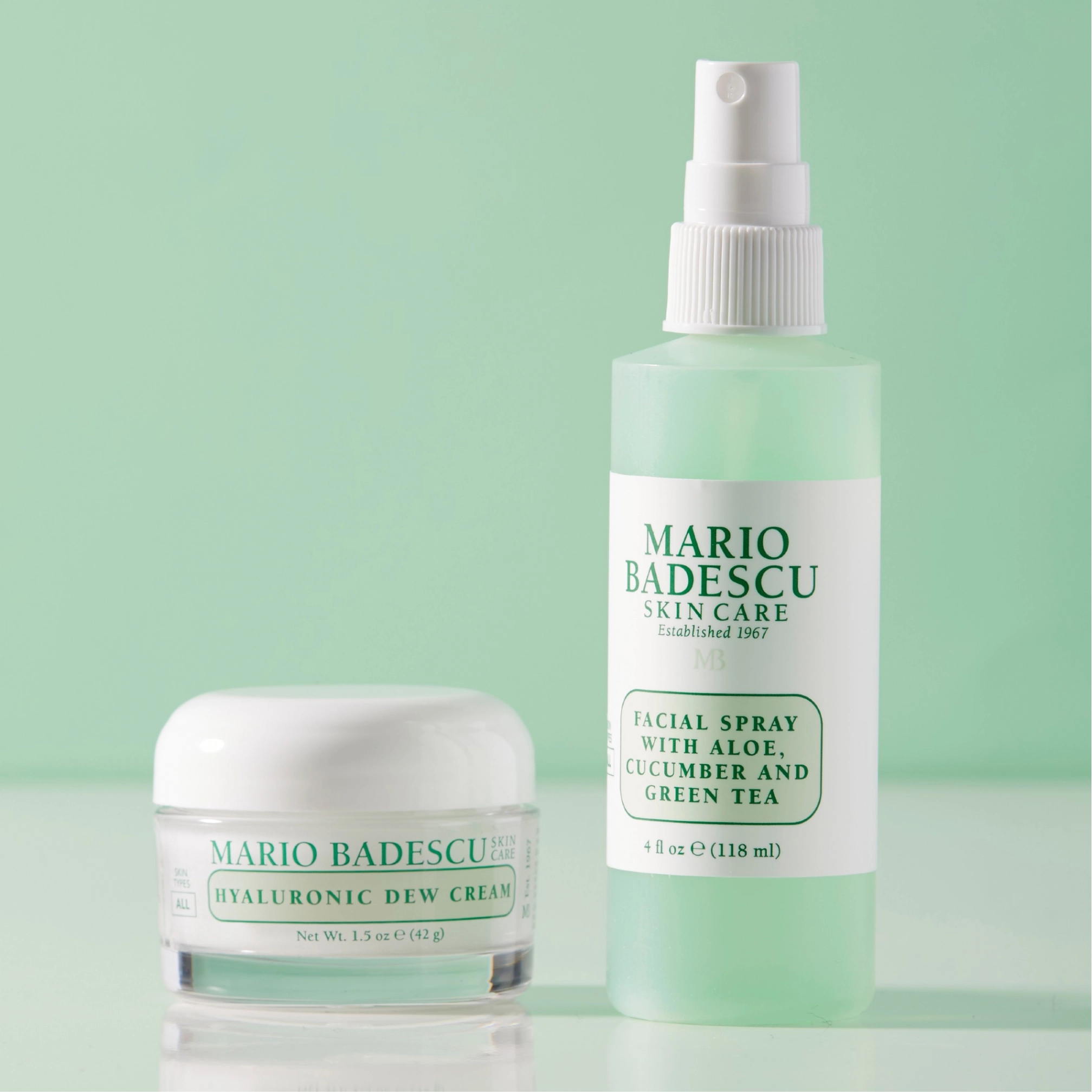 Освіжаючий міст для обличчя з огірком та зеленим чаєм Facial Spray with Aloe, Cucumber and Green Tea MARIO BADESCU Обʼєм 118 мл — фото 5