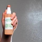 Тонізувальний міст для обличчя з шавлією та апельсиновим цвітом Facial Spray with Aloe, Sage and Orange Blossom MARIO BADESCU Обʼєм 118 мл — фото 2