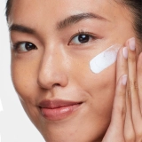 Увлажняющий крем с SPF 50 Solar Defense Non-Tinted SPF 50 HYDROPEPTIDE Объем 15 мл — фото 3