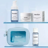 Компактний набір для чистоти та балансу шкіри Travel Ready Skin MEDIK8 — фото 2