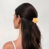 Середня заколка-краб для волосся Midi Blossom Clip in Peach Bloom EMI JAY — фото 3