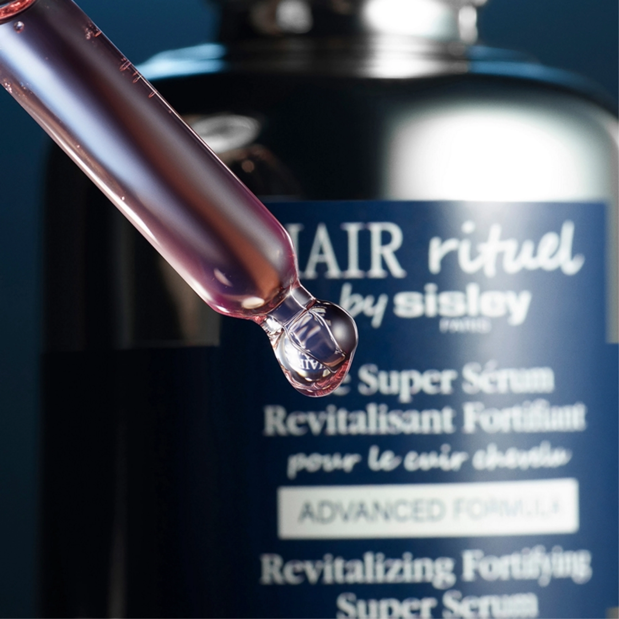 Зміцнювальна сироватка для шкіри голови Revitalizing Serum Advanced Formula HAIR RITUEL BY SISLEY Обʼєм 60 мл — фото 3