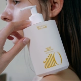 Парфумований лосьйон для рук та тіла Amber 528 Scented Hand & Body Lotion ANILLO Обʼєм 450 мл — фото 4