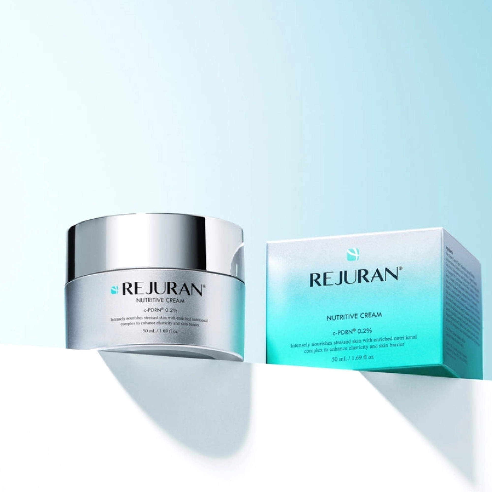 Набір для інтенсивного відновлення та сяйва шкіри Glow-Up Skincare Set REJURAN — фото 7