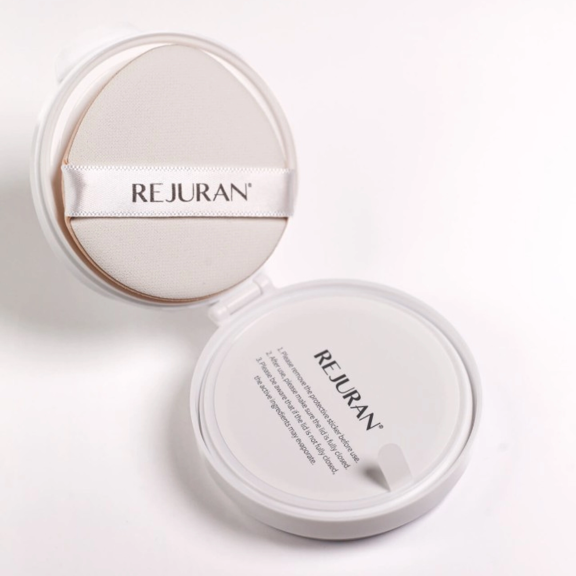 Многофункциональный кушон с полинуклеотидами (сменный блок) Skinglow Cushion SPF 50+ Refill REJURAN Вес 15 г — фото 2