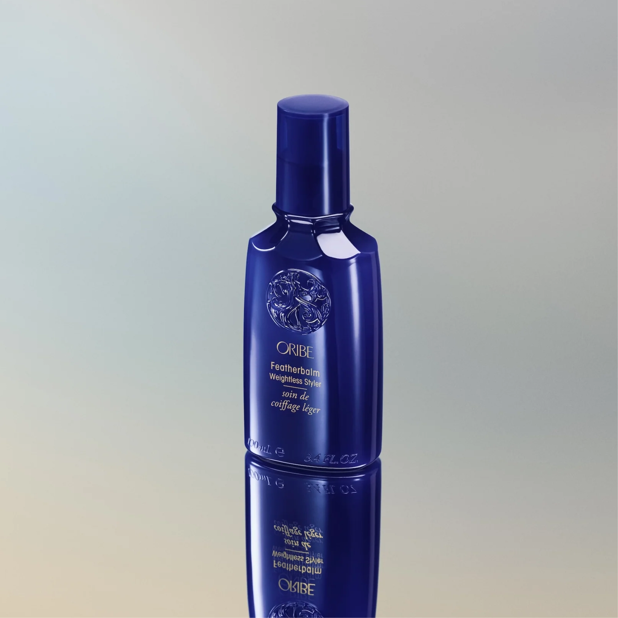 Невесомый бальзам для укладки волос Featherbalm Weightless Styler ORIBE Объем 100 мл — фото 4