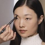 Структурирующий карандаш для бровей 3-в-1 Phyto-Sourcils Design SISLEY PARIS Вес 0.4 г — фото 3