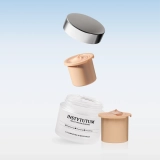 Зволожувальний крем з ефектом сяяння + змінний блок (рефіл) C-Illuminating 3D Moisturizer Refill Duo INSTYTUTUM — фото 5