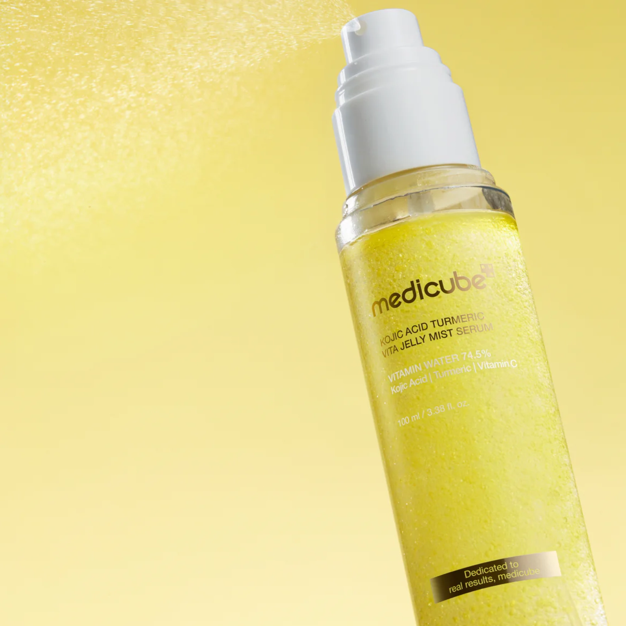 Освітлювальна гель-сироватка з кодзієвою кислотою та куркумою Kojic Acid Turmeric Vita Jelly Mist Serum MEDICUBE Обʼєм 100 мл — фото 3