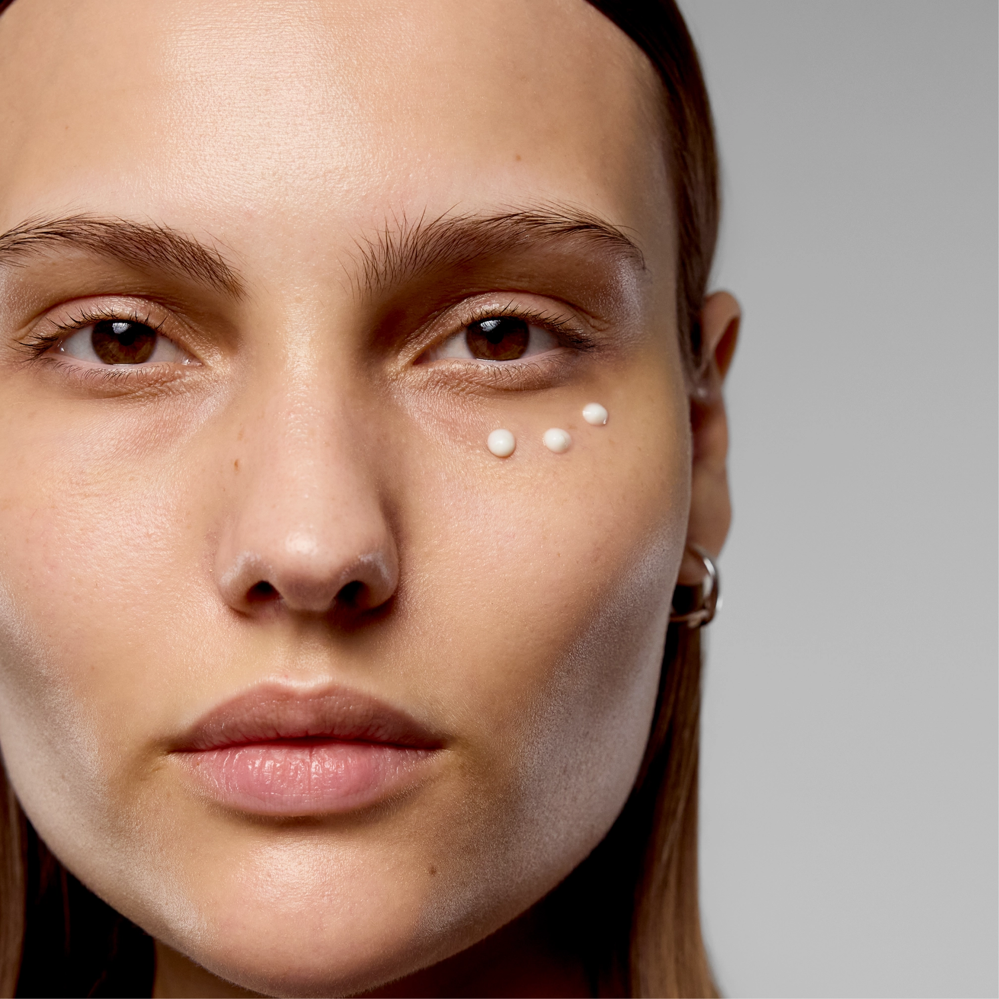Ущільнювальна сироватка для шкіри навколо очей Smart Eye Density Serum DERMALOGICA Обʼєм 15 мл — фото 3