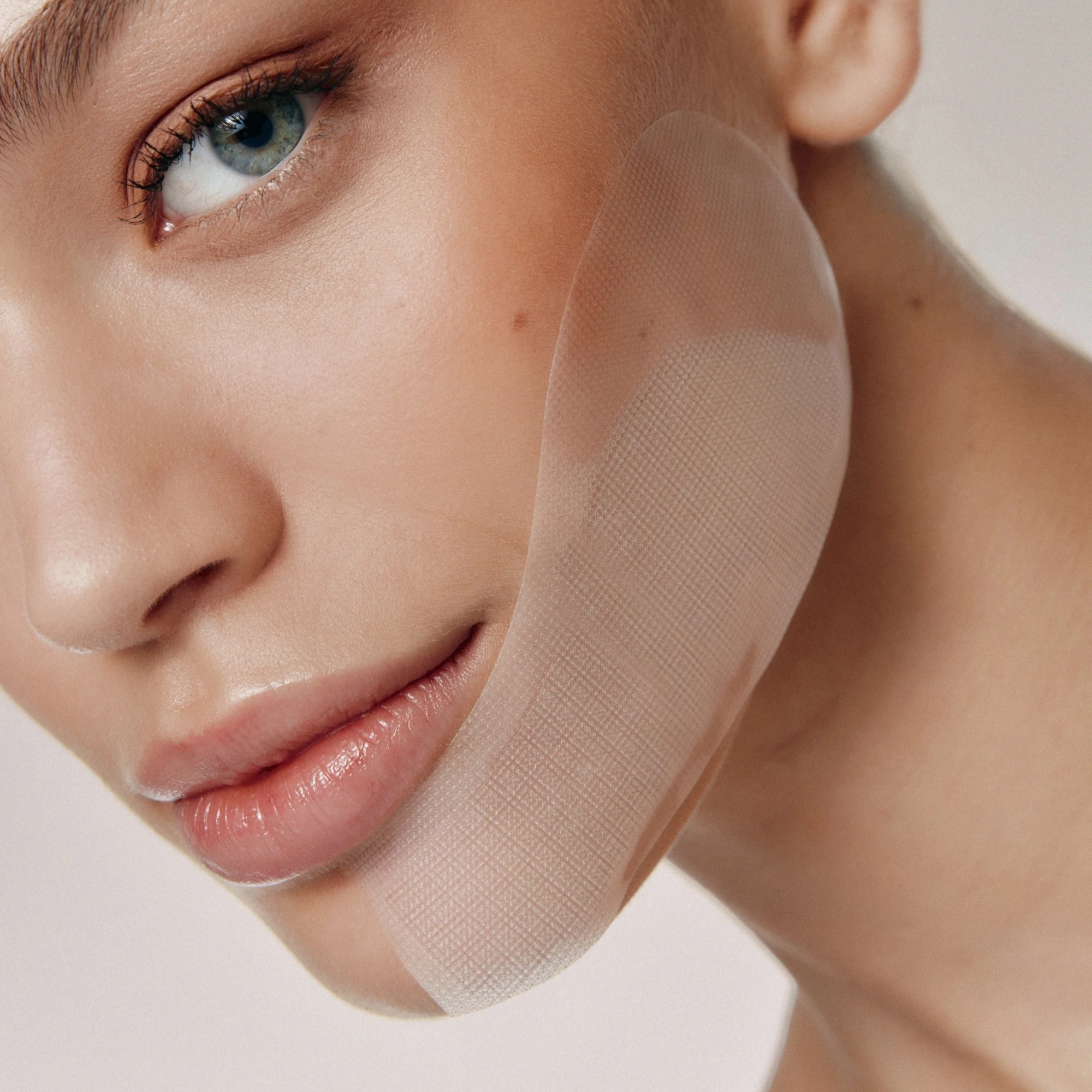 Мікроголкові патчі для зони підборіддя проти висипань Microneedle Jaw Mask Set MASQMAI — фото 2