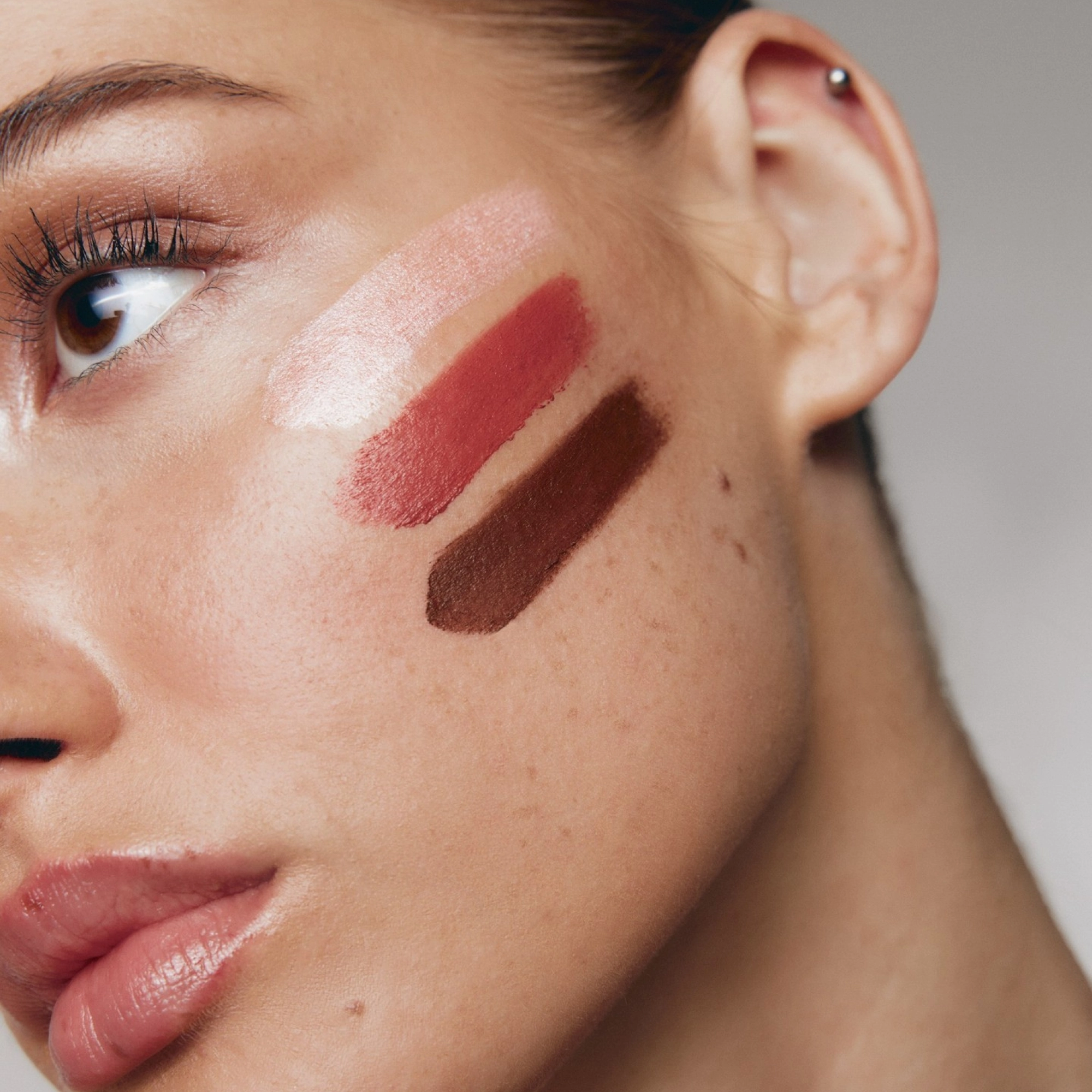 Багатофункціональна палетка для обличчя Glow Me Up Face Palette MASQMAI Вага 4 г — фото 6