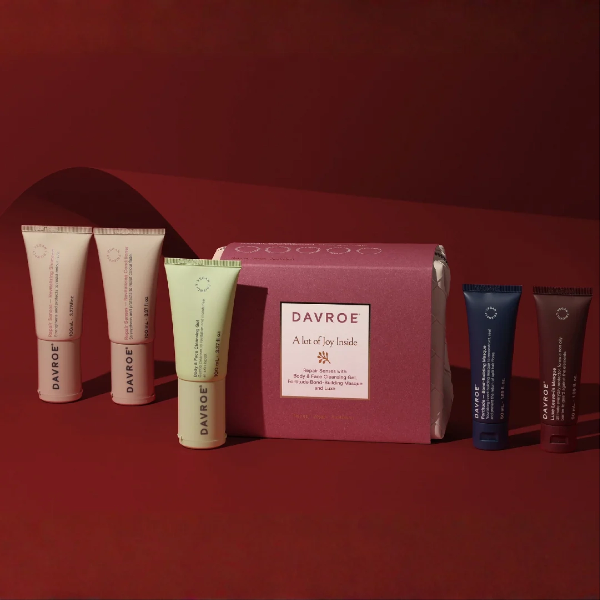 Різдвяний набір для зволоження волосся у тревел-форматі Xmas Moisture Travel Pack DAVROE — фото 2